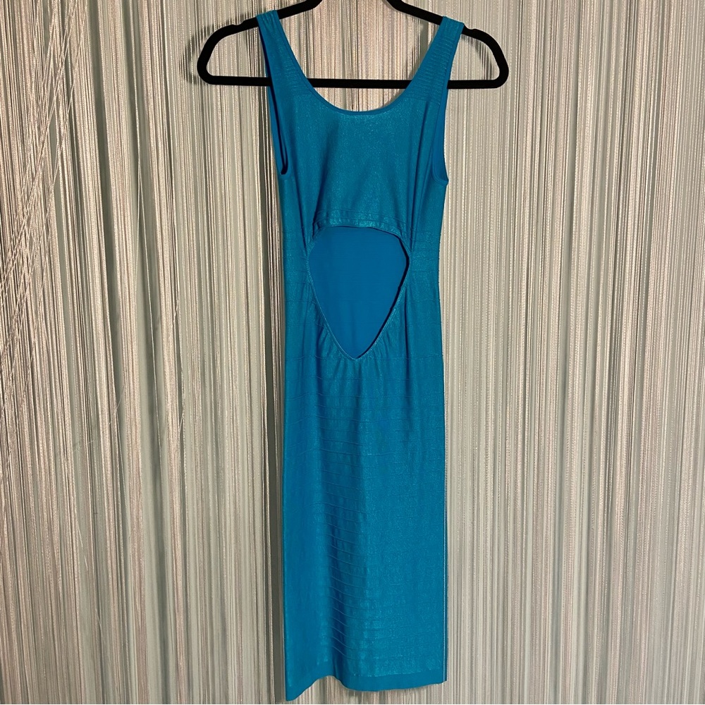 Bebe Ribbed Cut Out Midi Dress - Picture 15 of 16